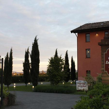 Hotel La Vecchia Reggio เรจโจเอมิเลีย ภายนอก รูปภาพ